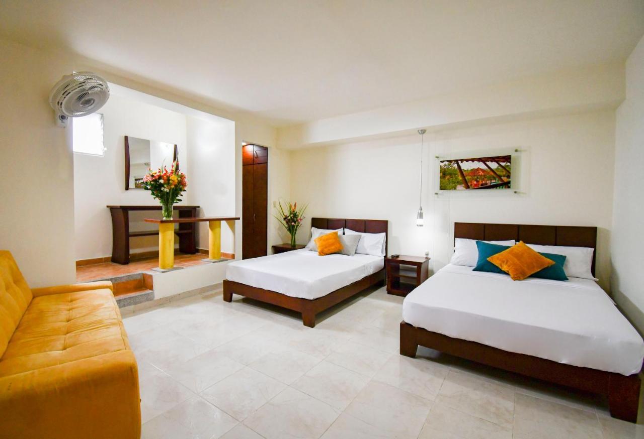 Hotel Monarca Armenia ภายนอก รูปภาพ