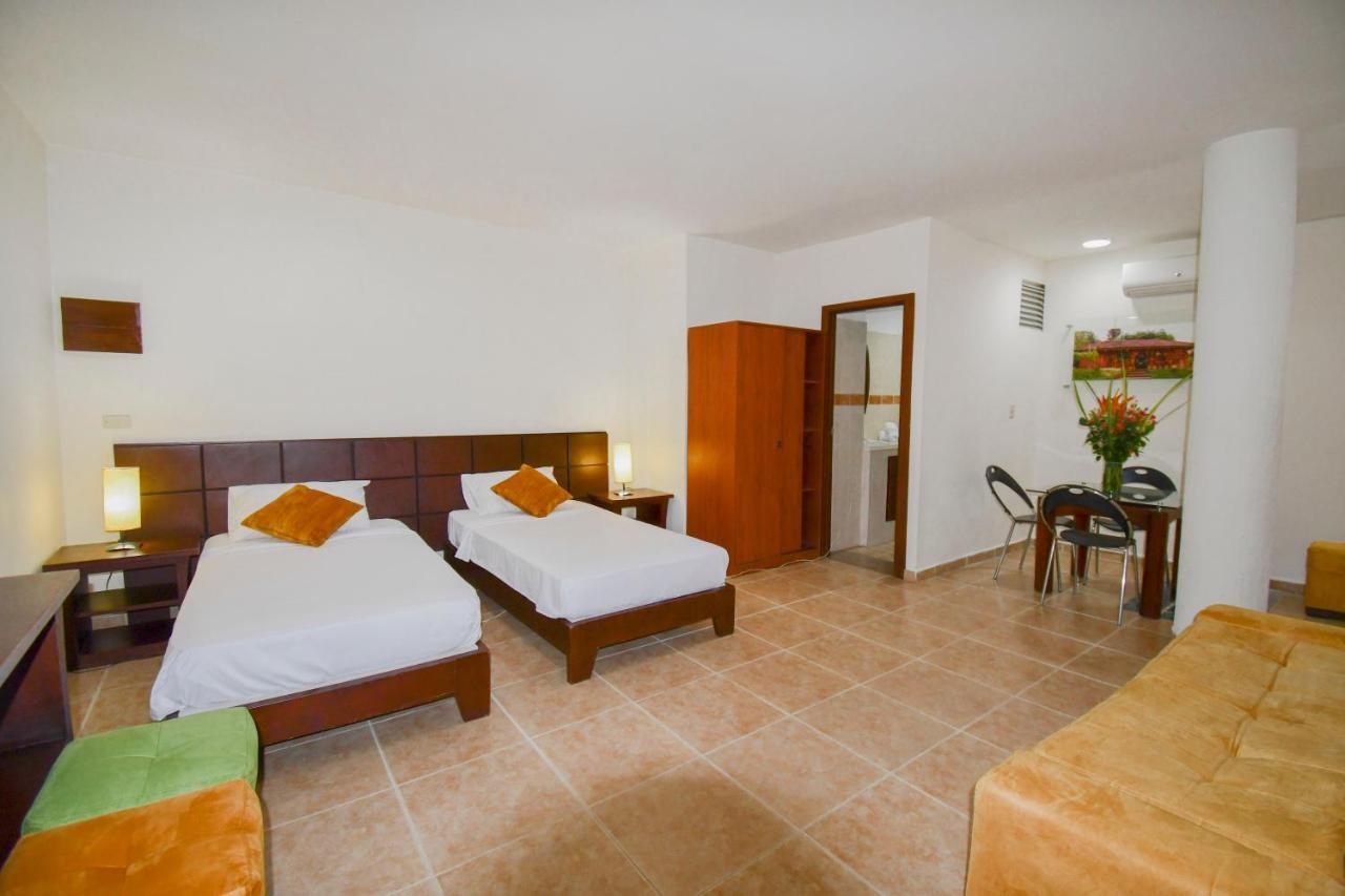 Hotel Monarca Armenia ภายนอก รูปภาพ