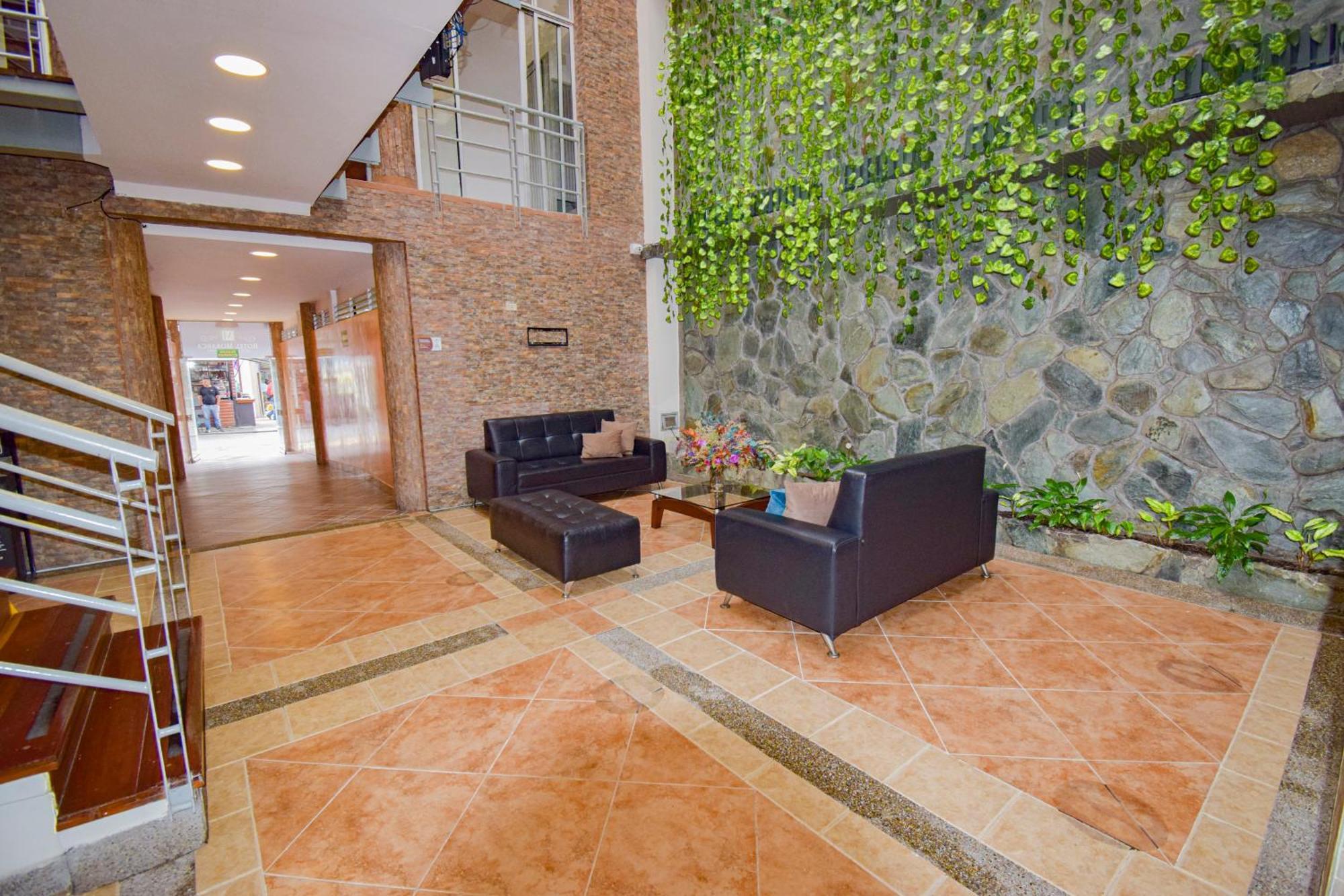 Hotel Monarca Armenia ภายนอก รูปภาพ